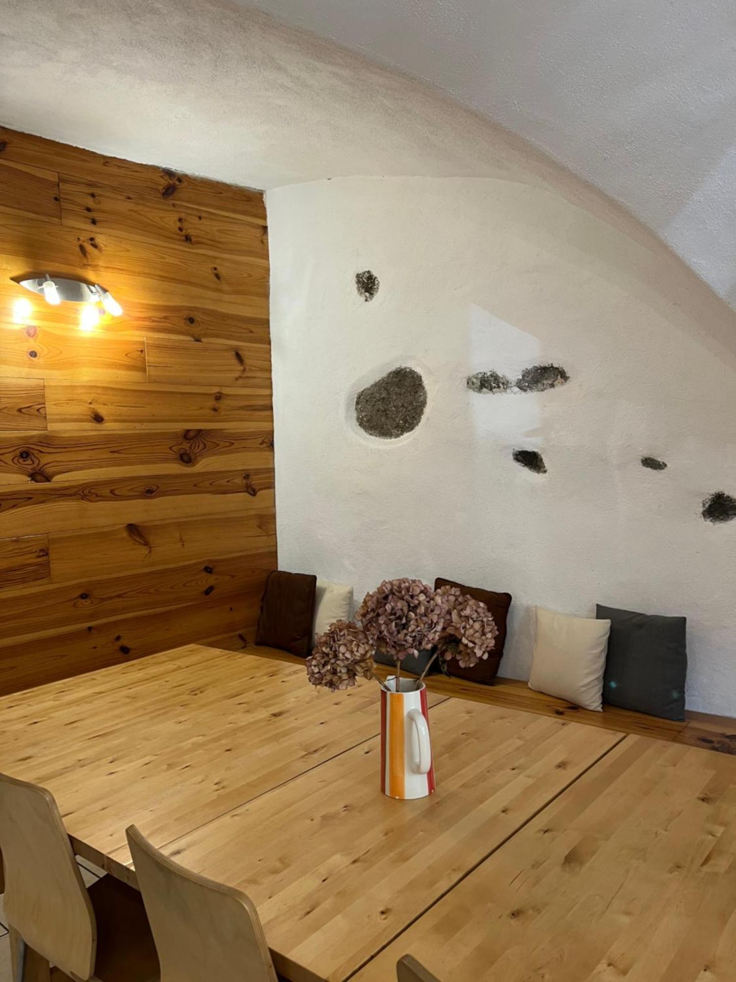 The Stable House Bourg D'Oisans -Bike/Hike/Ski Ле-Бур-д'Уазан Экстерьер фото